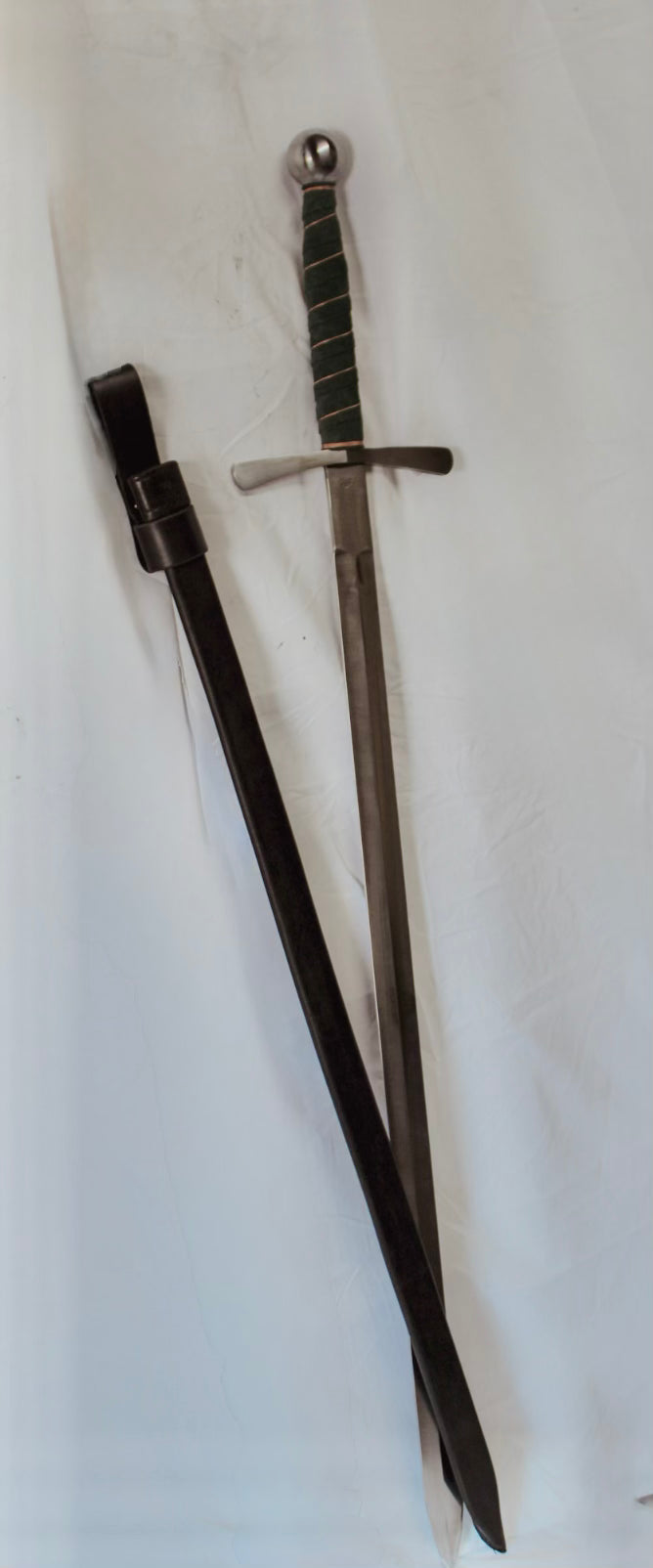 1 Meter Ridged Broad Sword