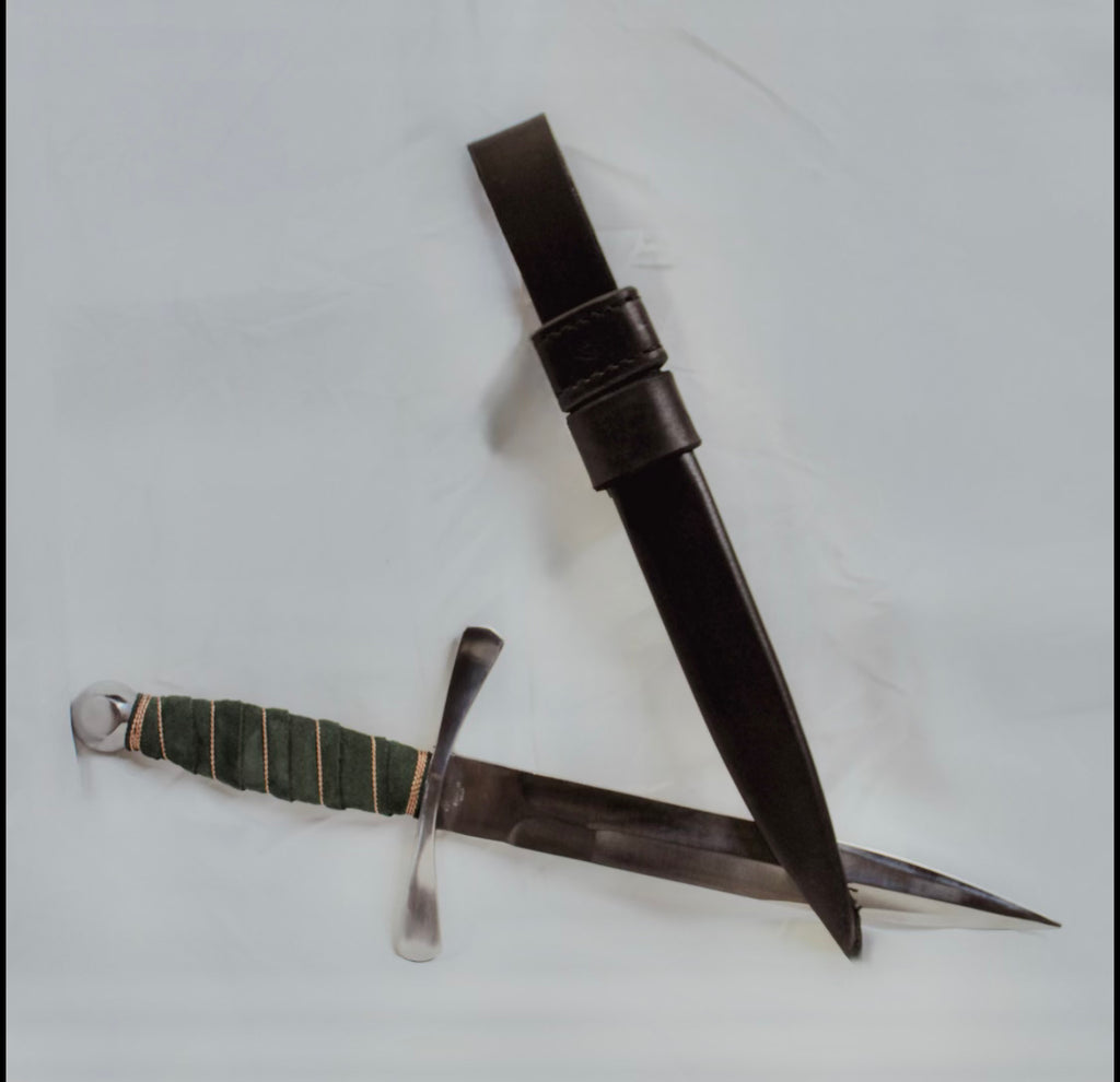 10" Ridged Dagger
