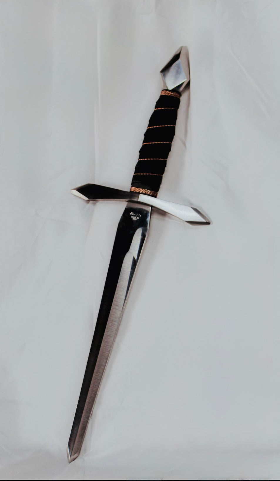 12" Harlequin Dagger