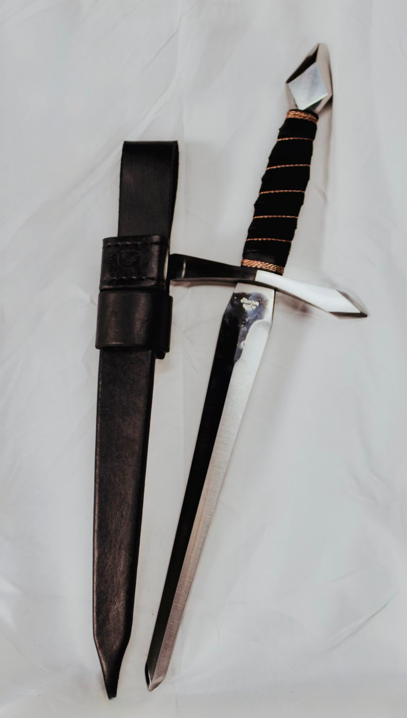 12" Harlequin Dagger