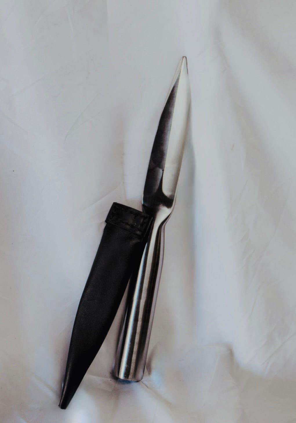 Leaf Spear Head – Stage Prop & Display Piece